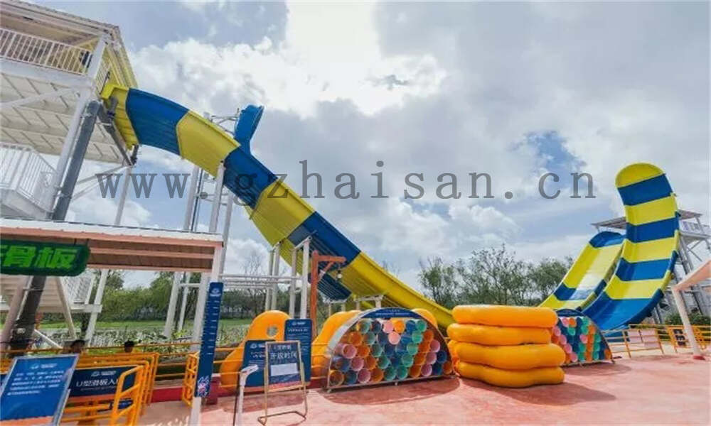 有什么受欢迎的中小型水上乐园设施?