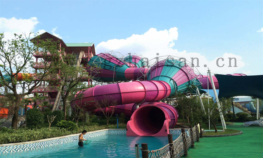 投资建15亩左右的水上乐园上哪些设备好?