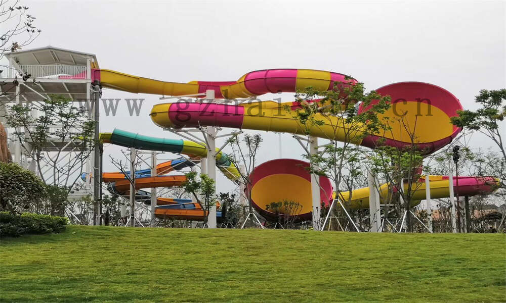 水滑梯和普通滑梯的区别，如何保养您的水上乐园滑梯！