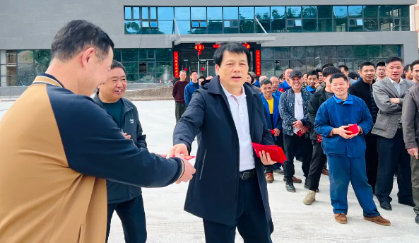 必一运动游乐开工大吉，龙跃新程！